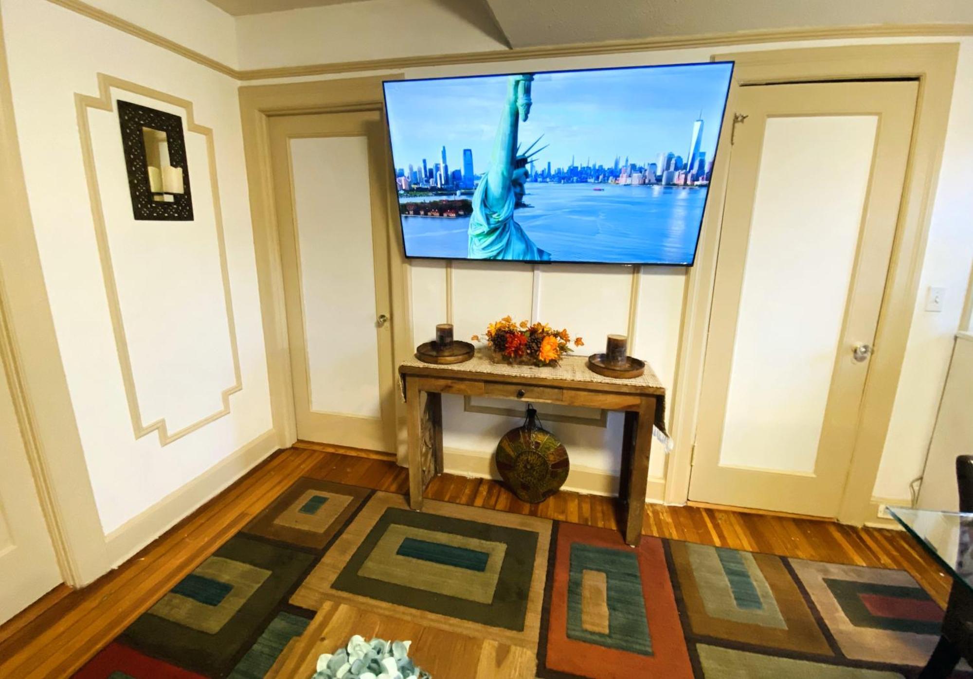 Nyc Cozy Private Bedroom With Free Parking & Near Subway - Business & Tourists New York Exterior photo