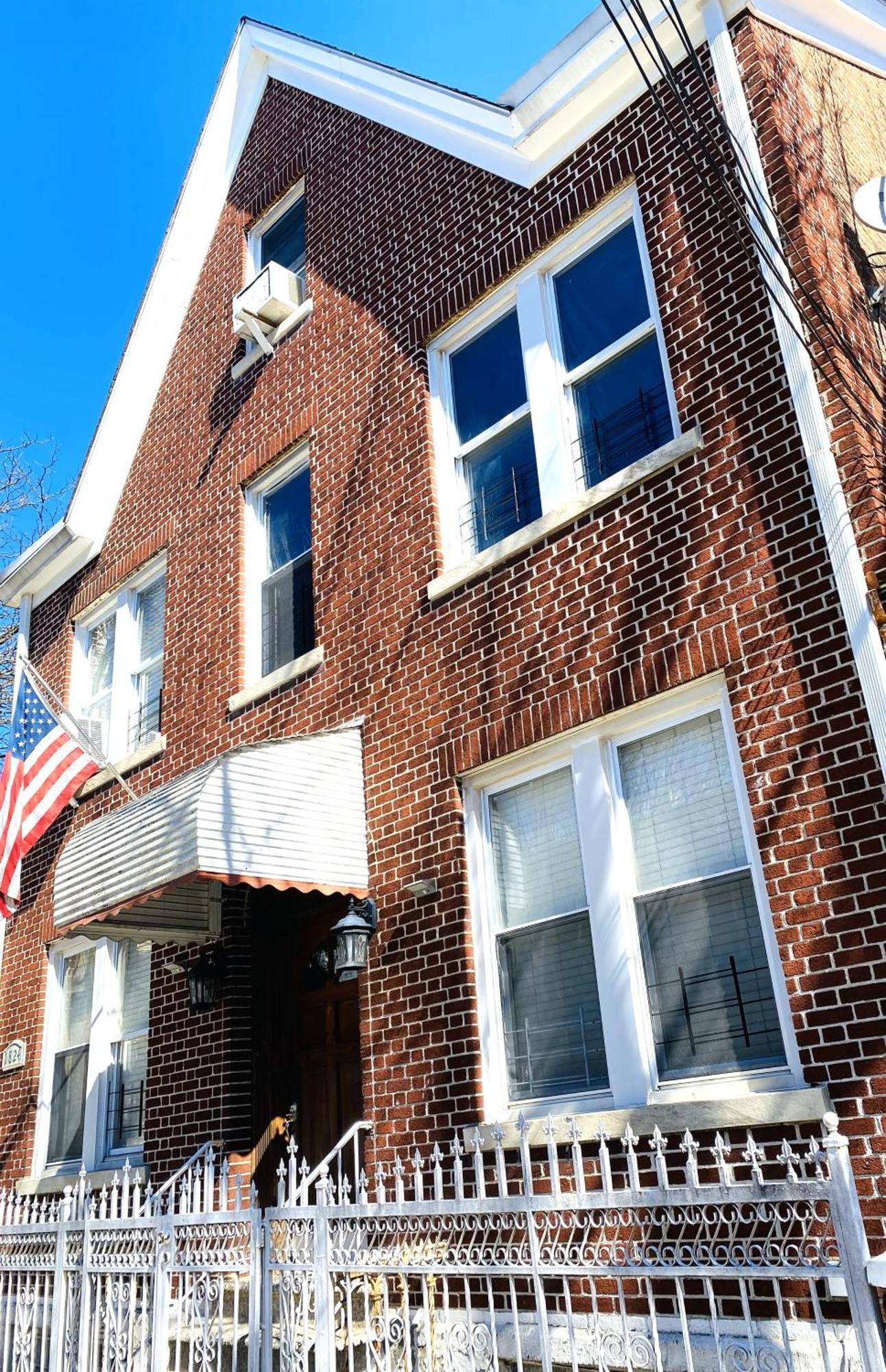 Nyc Cozy Private Bedroom With Free Parking & Near Subway - Business & Tourists New York Exterior photo